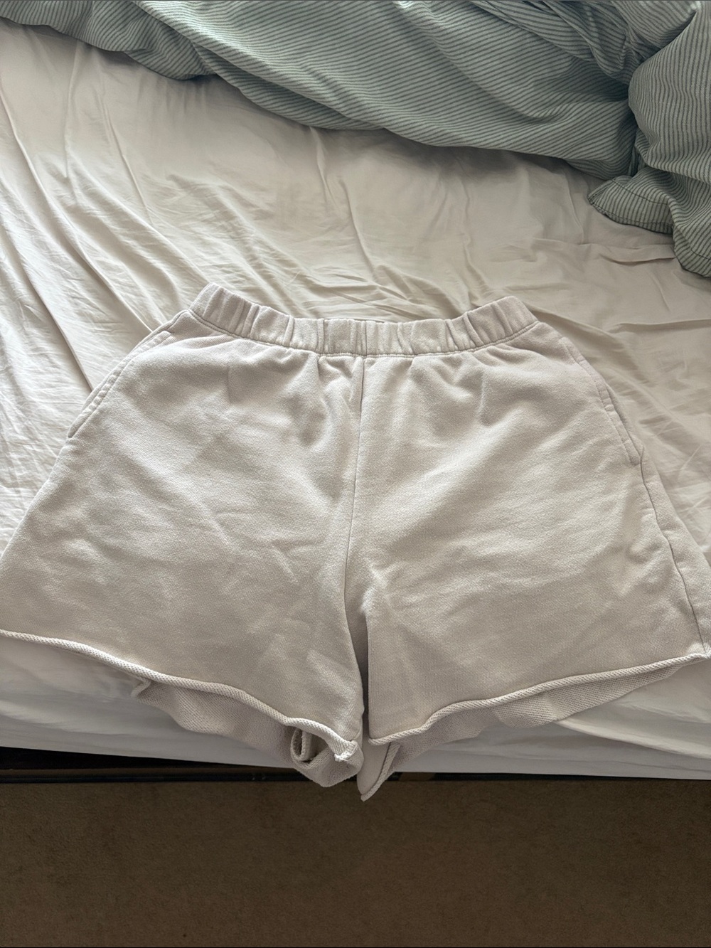 aerie Light Gray Elastic-Waist Athletic Shorts